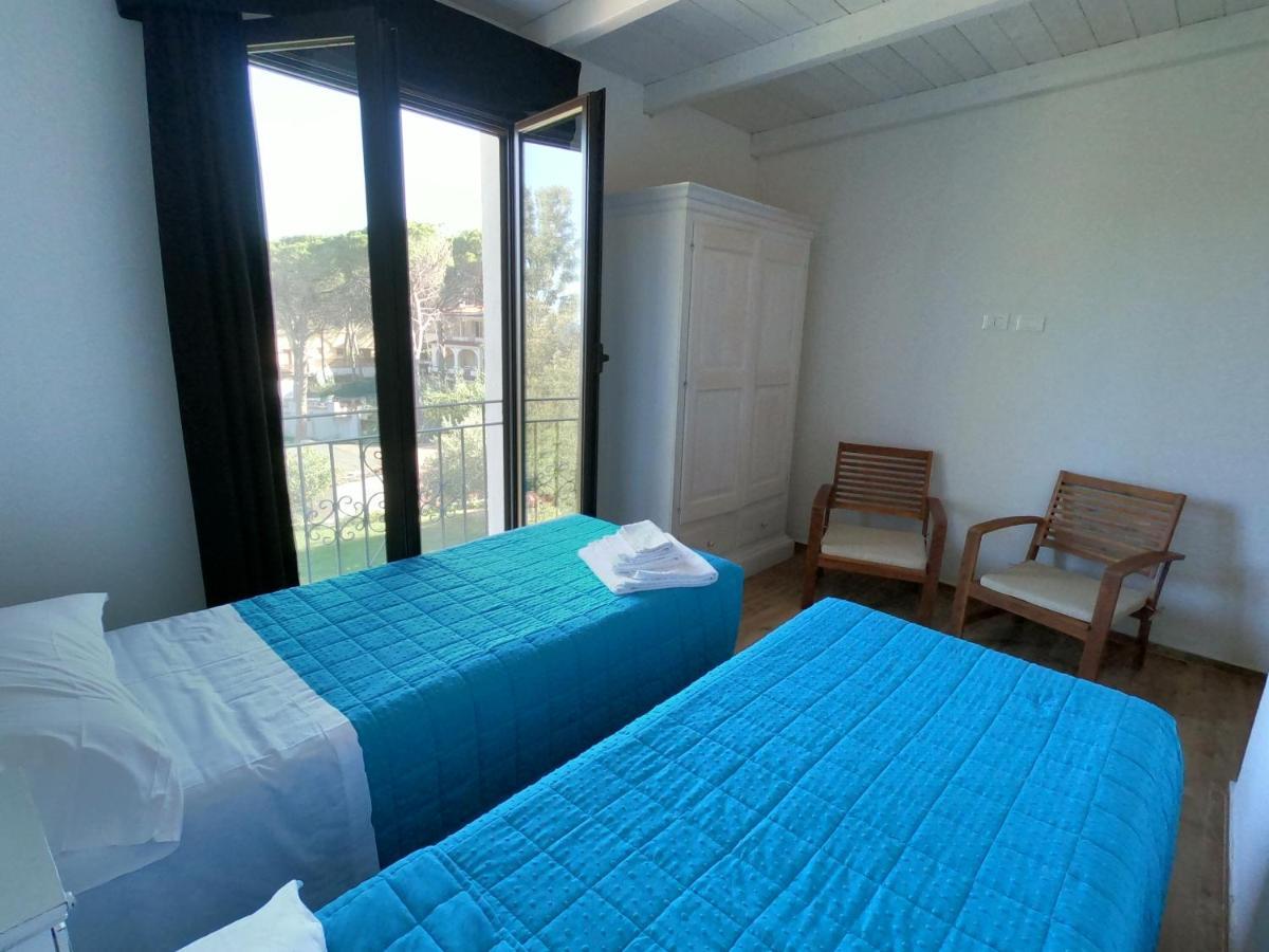 Villa La Conchiglia Rooms กาลา ลีเบรอตโต ภายนอก รูปภาพ