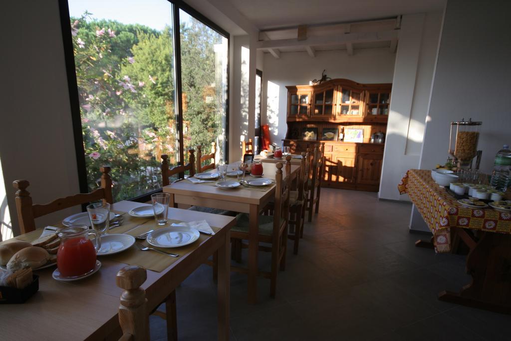 Villa La Conchiglia Rooms กาลา ลีเบรอตโต ภายนอก รูปภาพ