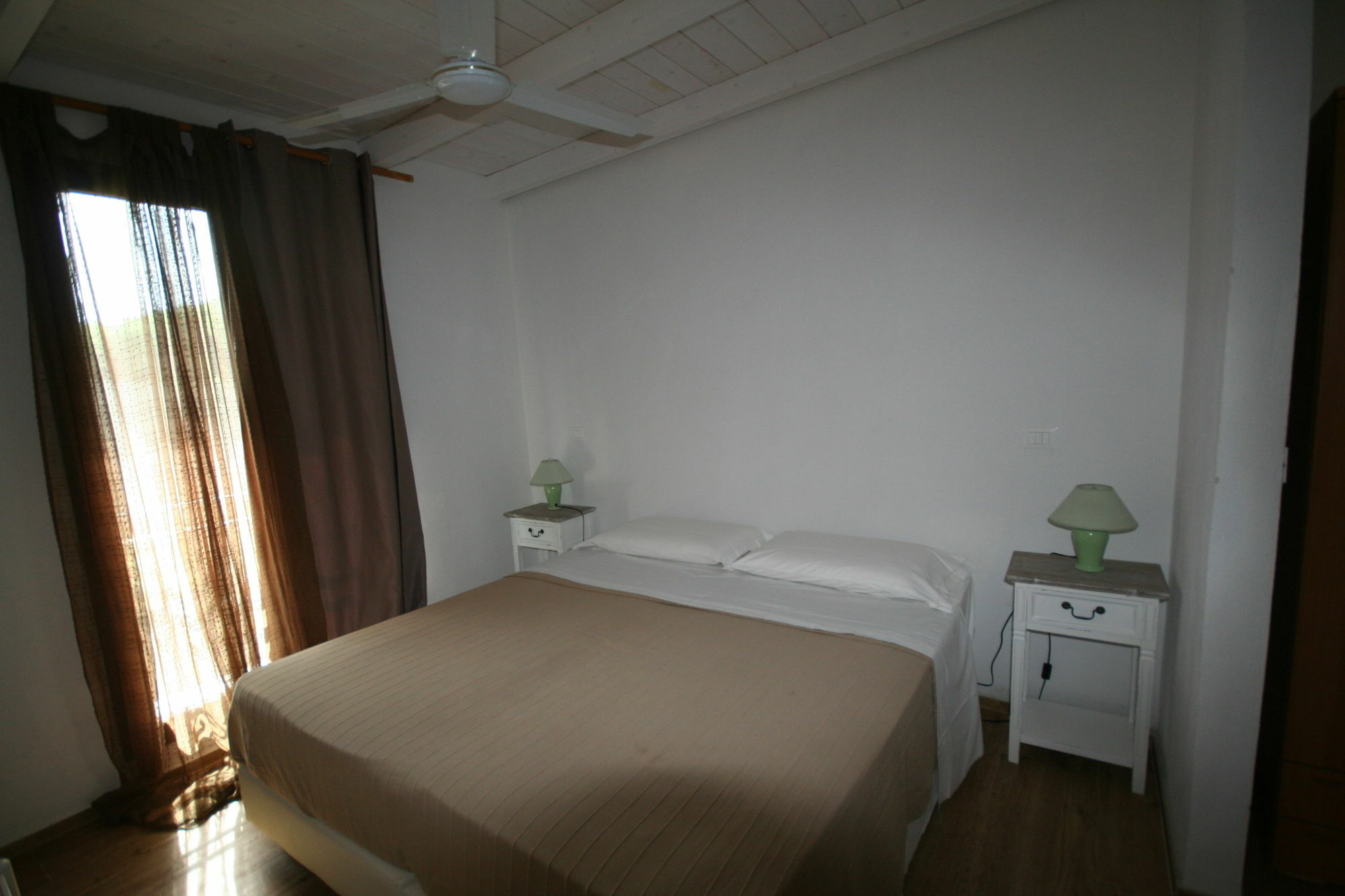 Villa La Conchiglia Rooms กาลา ลีเบรอตโต ภายนอก รูปภาพ
